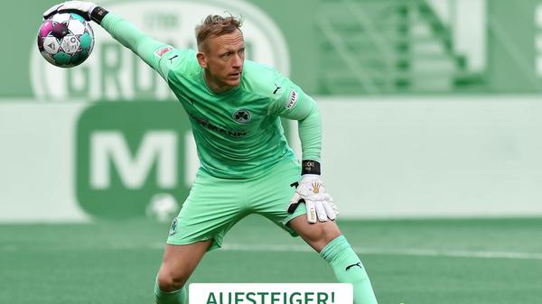 Im Verein seit: Sommer 2016, Nächste Saison auch noch? Ja, unbedingt, Spiele in der Aufstiegssaison: 33, Bundesliga-Erfahrung? Ja, Geburtsort: Berlin, Geburtsdatum: 30.10.1989, Sternzeichen: Skorpion, Gustavstraßentauglich (grundsätzlich)? Unbedingt.