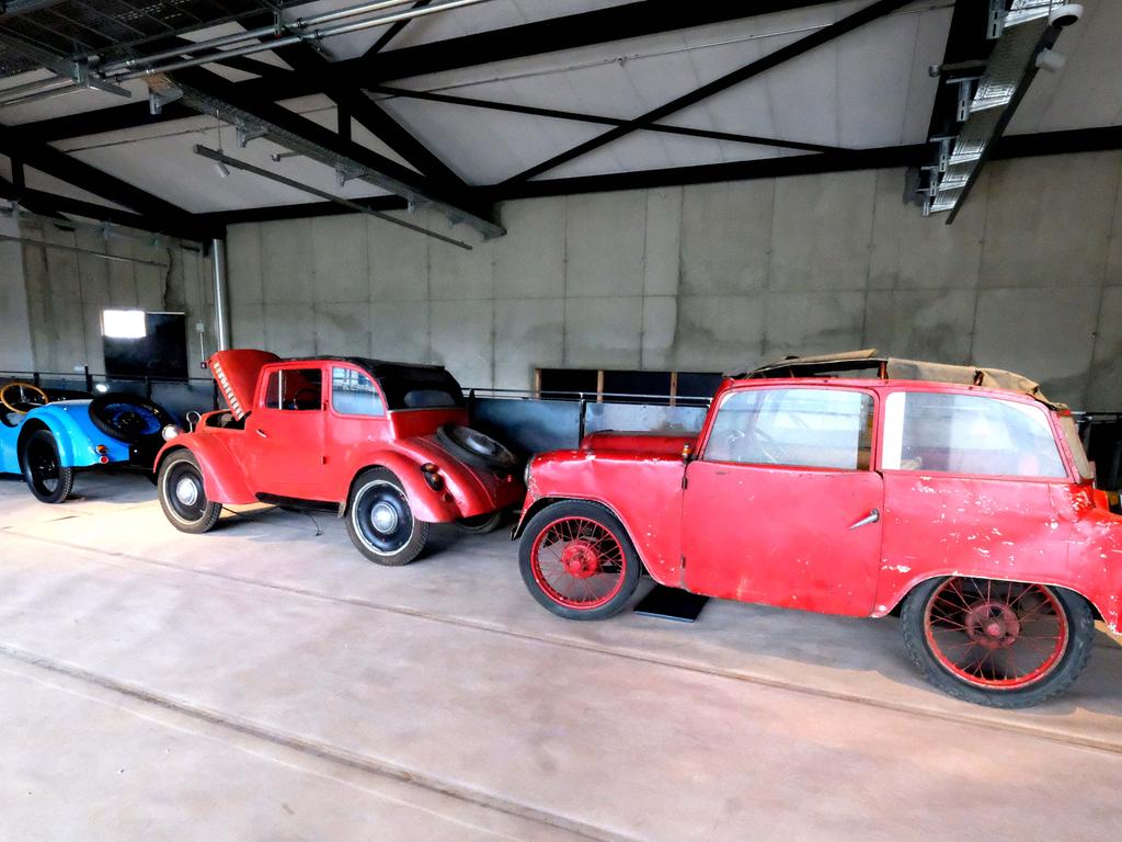 BMW-Museum in Fischbach: Wo Oldtimer in neuem Glanz erstrahlen - Kultur ...