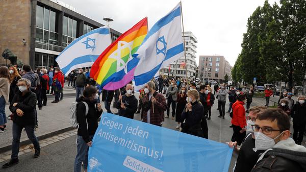 Demonstration gegen Judenhass
