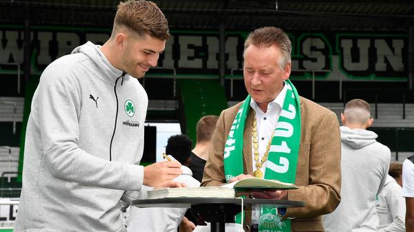 Emil Berggreen konnte sich das Grinsen an diesem Vormittag auch nicht verkneifen - musste er aber auch nicht!