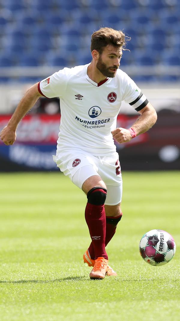Das erste Jahr als Kapitän hat Enrico Valentini sehr ordentlich absolviert. Sein soundsovieltes Jahr als Rechtsverteidiger in der zweiten Liga nur ordentlich. Note 3,5