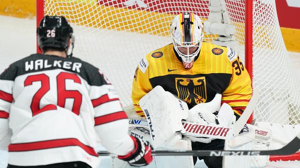 KINA - Deutsche Eishockey-Spieler schaffen Überraschung