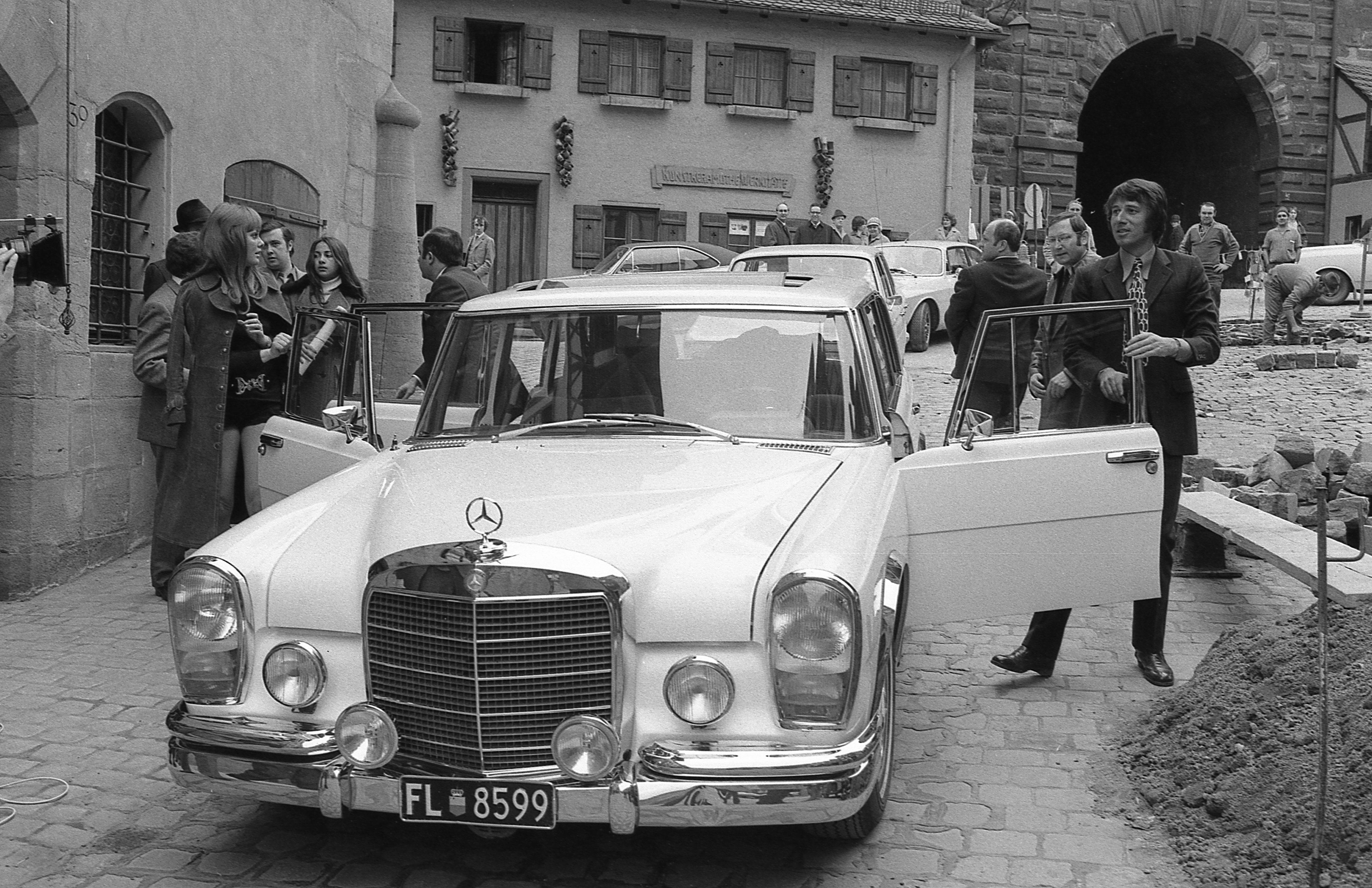 Im Mercedes fuhr Schlagerstar Udo Jürgens im März 1971 vor, um das Dürer-Haus zu besuchen.