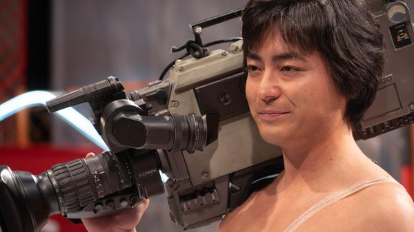 Die Story über den in der japanischen Pornoindustrie der 1980er Jahre Fuß fassenden Regisseur Toru Muranishi (Takayuki Yamada) geht weiter. Netflix sendet ab 24. Juni die zweite Staffel der Reihe über den Mann, der in Japan als "Emperor of Porn" bekannt ist.