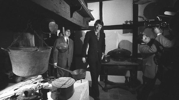 Der erste Star-Gast: Udo Jürgens besuchte das renovierte und erweiterte Dürerhaus im März 1971.