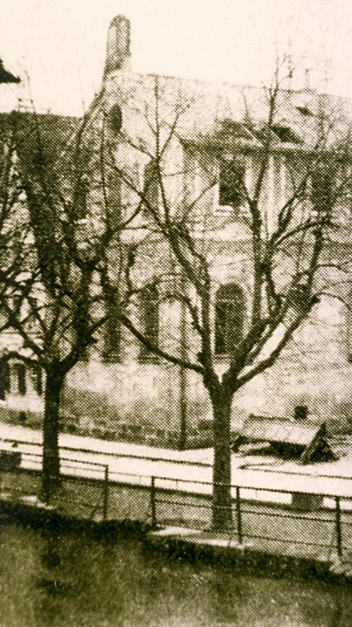 Hier ein Foto der ehemaligen Synagoge in der Wiesentstraße.