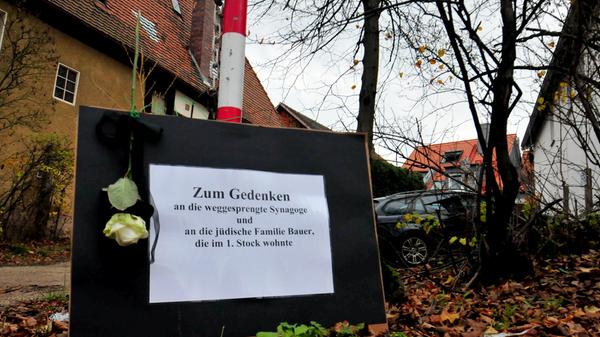 Heute befindet sich an ihrer Stelle eine als Autoparkplatz genutzte Fläche.