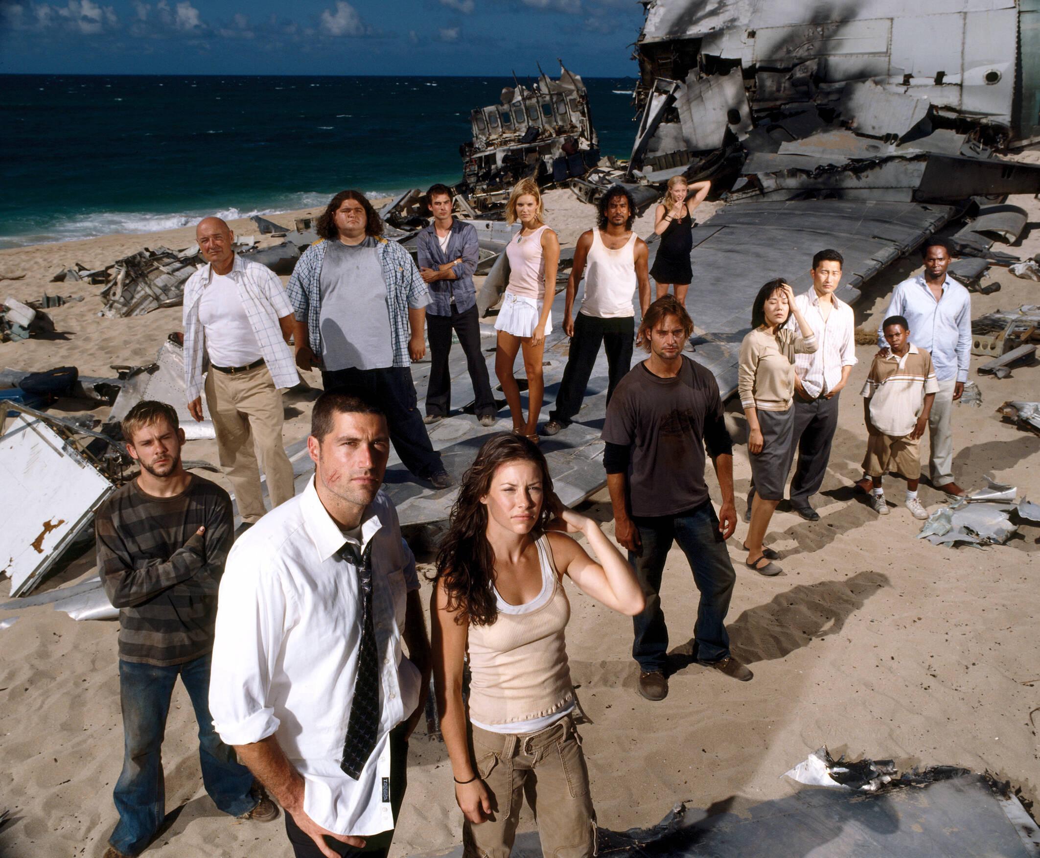 Zwischen 2004 und 2010 begeisterte die Langzeit-Mystery-Serie Lost die Massen. Nun kann man sämtliche Folgen der US-Reihe bei Prime Video in einem Rutsch bingen. Ab 7. Juni stehen die Episoden zum Auffrischen etwaiger Erinnerungslücken zum Stream bereit. 