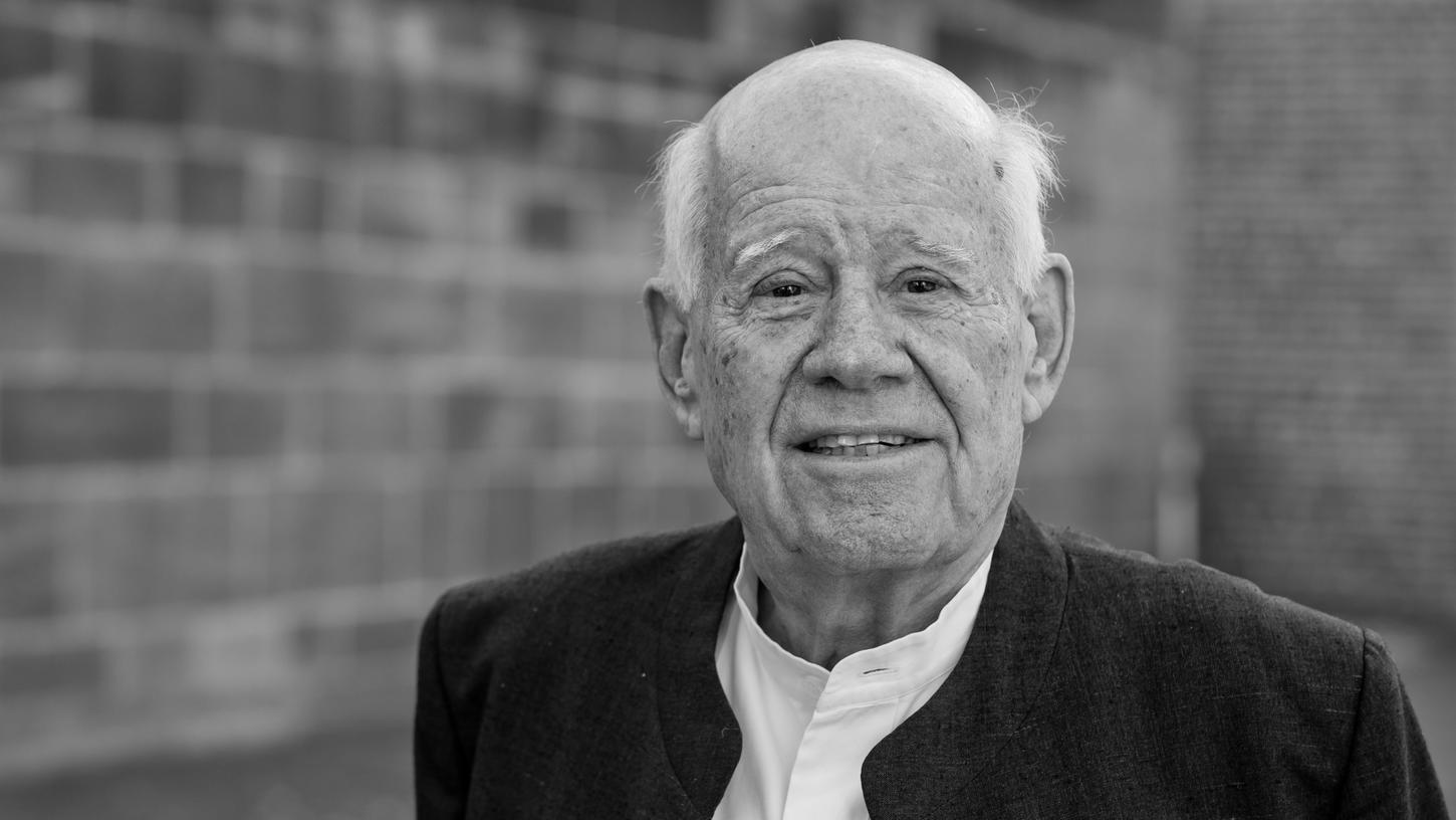 Der Schöpfer der Straße der Menschenrechte in Nürnberg, Dani Karavan, ist am Samstag im Alter von 90 Jahren in Israel gestorben.