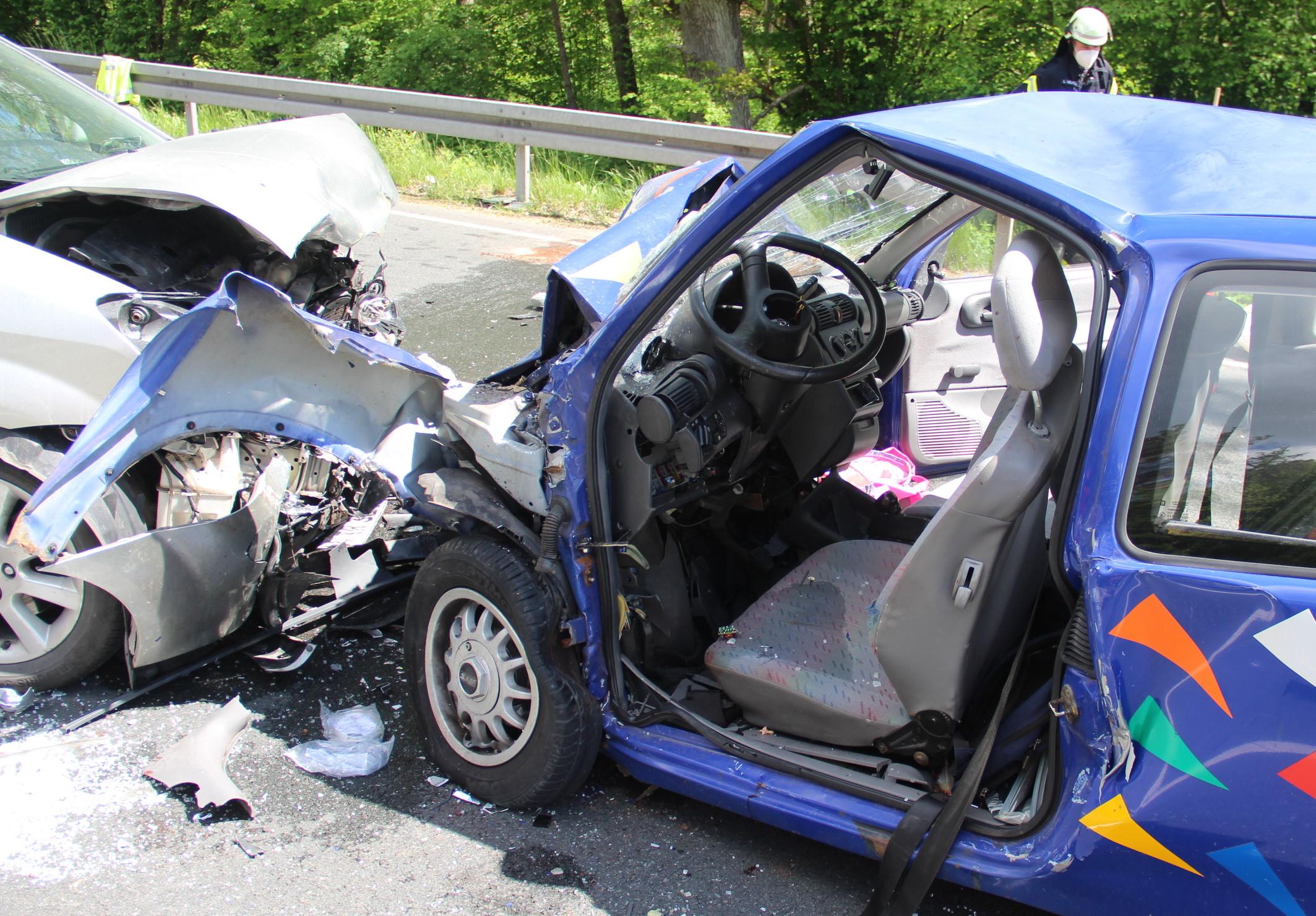 Hubschraubereinsatz Drei Schwerverletzte Nach Unfall Im Nurnberger Land Lauf A D Pegnitz Nordbayern