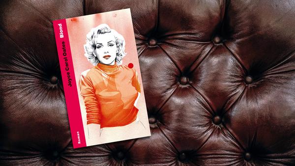 Kann, darf man in ein paar Zeilen einen 1000-seitigen Roman würdigen? Wenn er so gut ist wie Joyce Carol Oates nun wiederveröffentlichtes Buch "Blond" über das Leben der Marilyn Monroe, dann nimmt man sich selbst gerne zurück und spricht ganz einfach eine wärmste Empfehlung aus und wünscht viel Zeit für diese großartige und monumentale biografische Erzählung. Das Leben des Superstars von klein auf, der moralische Moloch Hollywood, das Begehren der Männer und die Zerrissenheit einer Frau, die missverstanden und ausgenützt wurde, der einsame Tod: Oates hat einen gnadenlosen, durchaus feministischen Blick auf die Wirklichkeit und eine tiefe Sympathie für die Ikone (ecco Verlag, 26 Euro). Bernd Noack