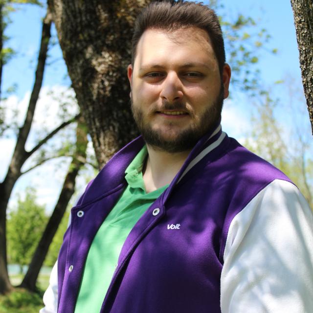 Deniz Oruç Çelik Deniz Oruç Çelik