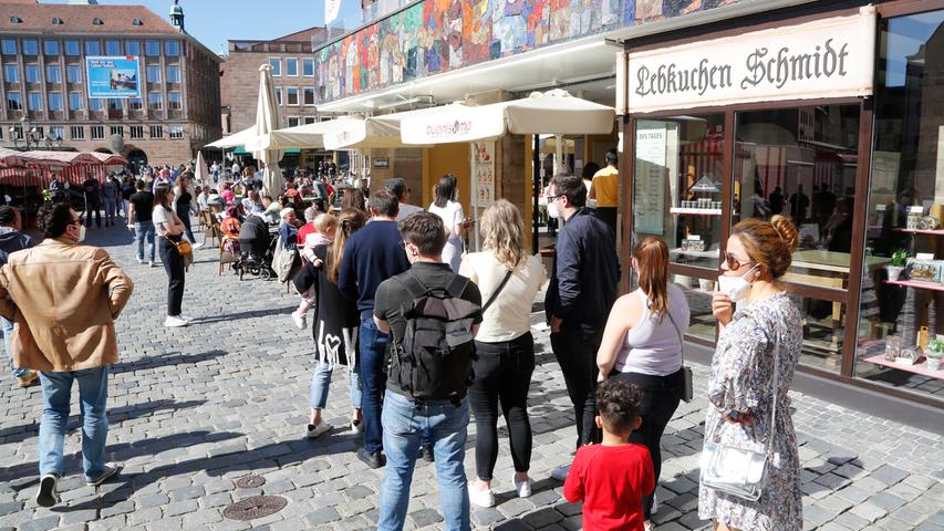 Fast 30 Grad in Nürnberg: So genießen die Nürnberger die Sonne in der Stadt