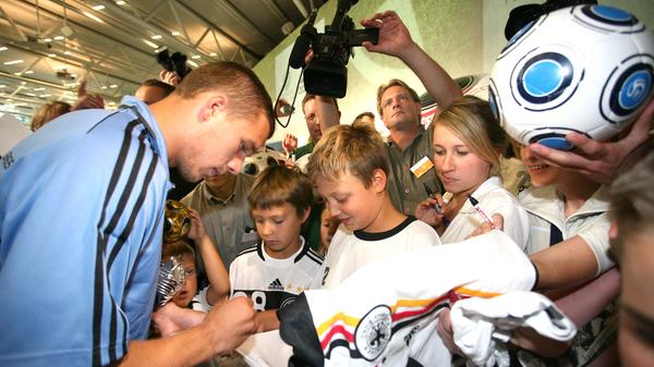 ... Lukas Podolski.