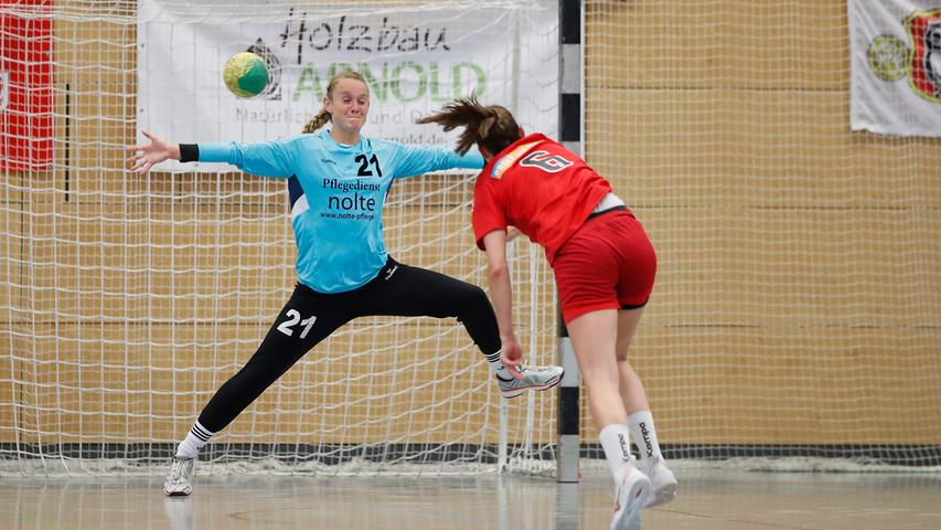 Traumstart im Aufstiegskampf: Handballerinnen des HC Erlangen schlagen Bergtheim klar
