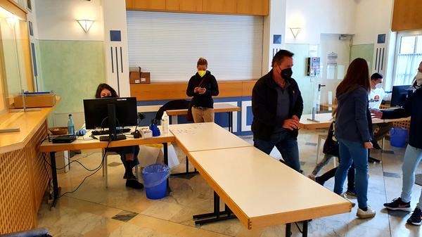 Gäste können sich in Südtirol kostenlos auf Corona testen lassen, die Prozedur dauert kaum zehn Minuten.