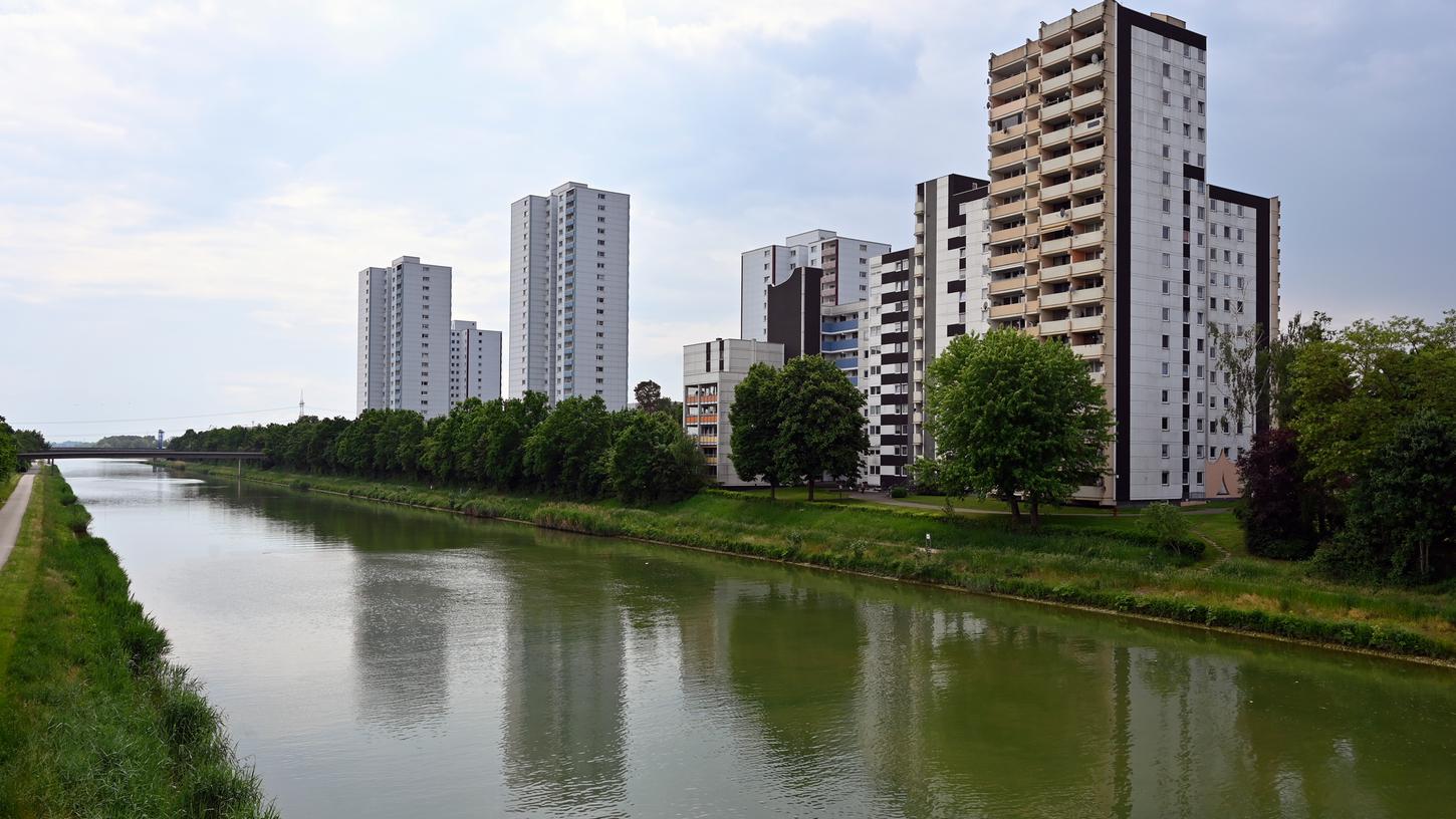 Das moderne Büchenbach am Kanal.