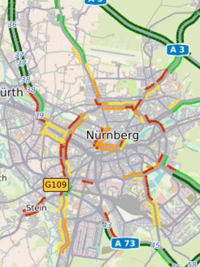 Fahrer aus Autos gerettet: Überflutungen sorgen für Chaos in Nürnberg