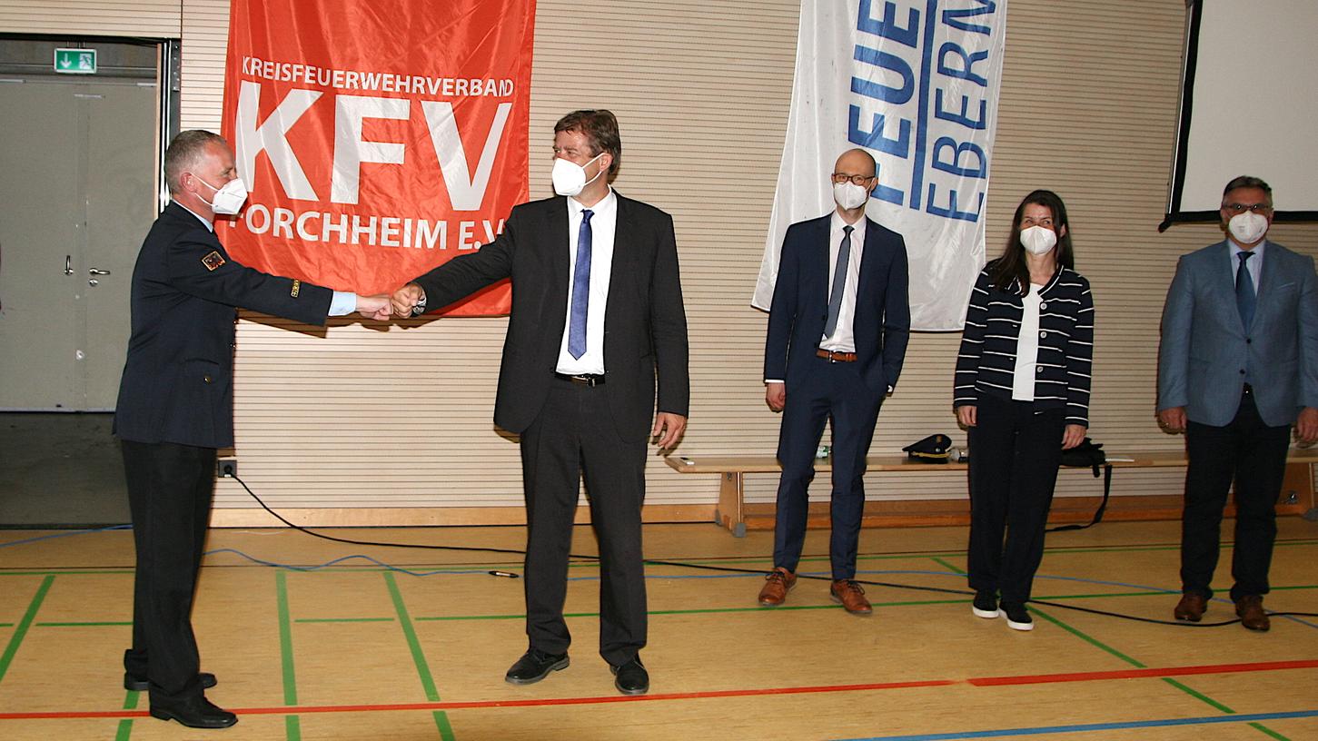 Oliver Flake bleibt Kreisbrandrat von Forchheim