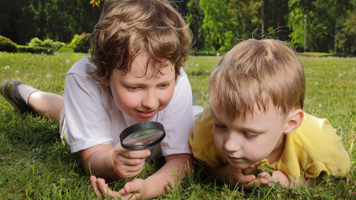 Im Grundgesetz stehen die wichtigsten Gesetze für Deutschland. Spezielle Rechte für Kinder sind bisher nicht dabei.