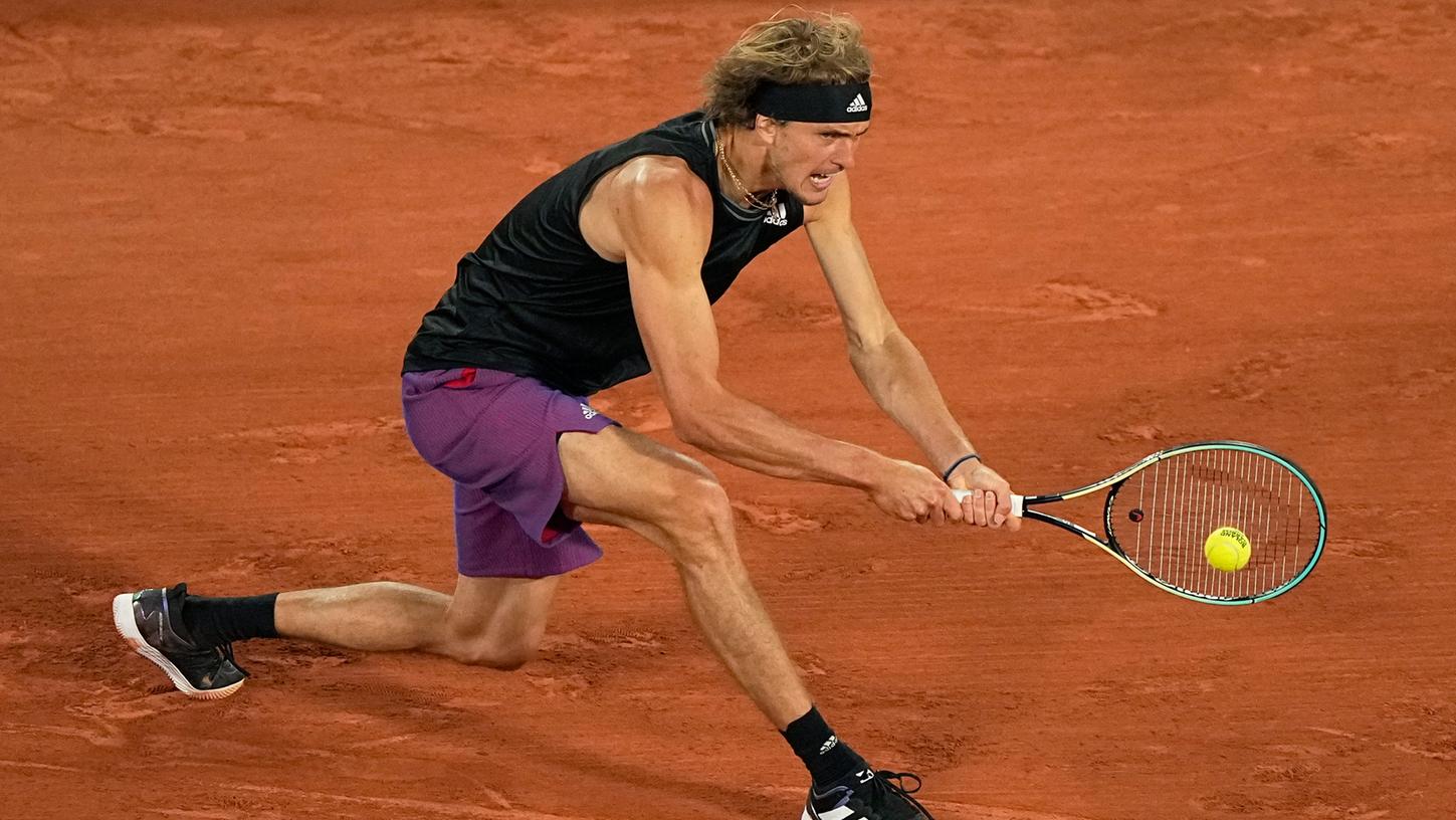 Fokussiert ins Finale? Alexander Zverev strebt beim Grand-Slam-Turnier in Frankreichs Capitale den großen Coup an. Fokussiert ins Finale? Alexander Zverev strebt beim Grand-Slam-Turnier in Frankreichs Capitale den großen Coup an.