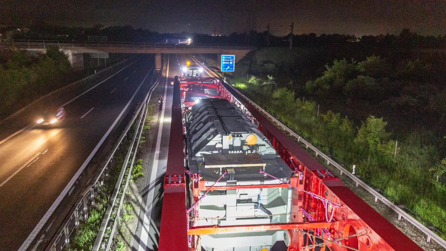 Von Bamberg aus ging es für den Schwertransporter weiter auf die A70 und dann auf die A73.