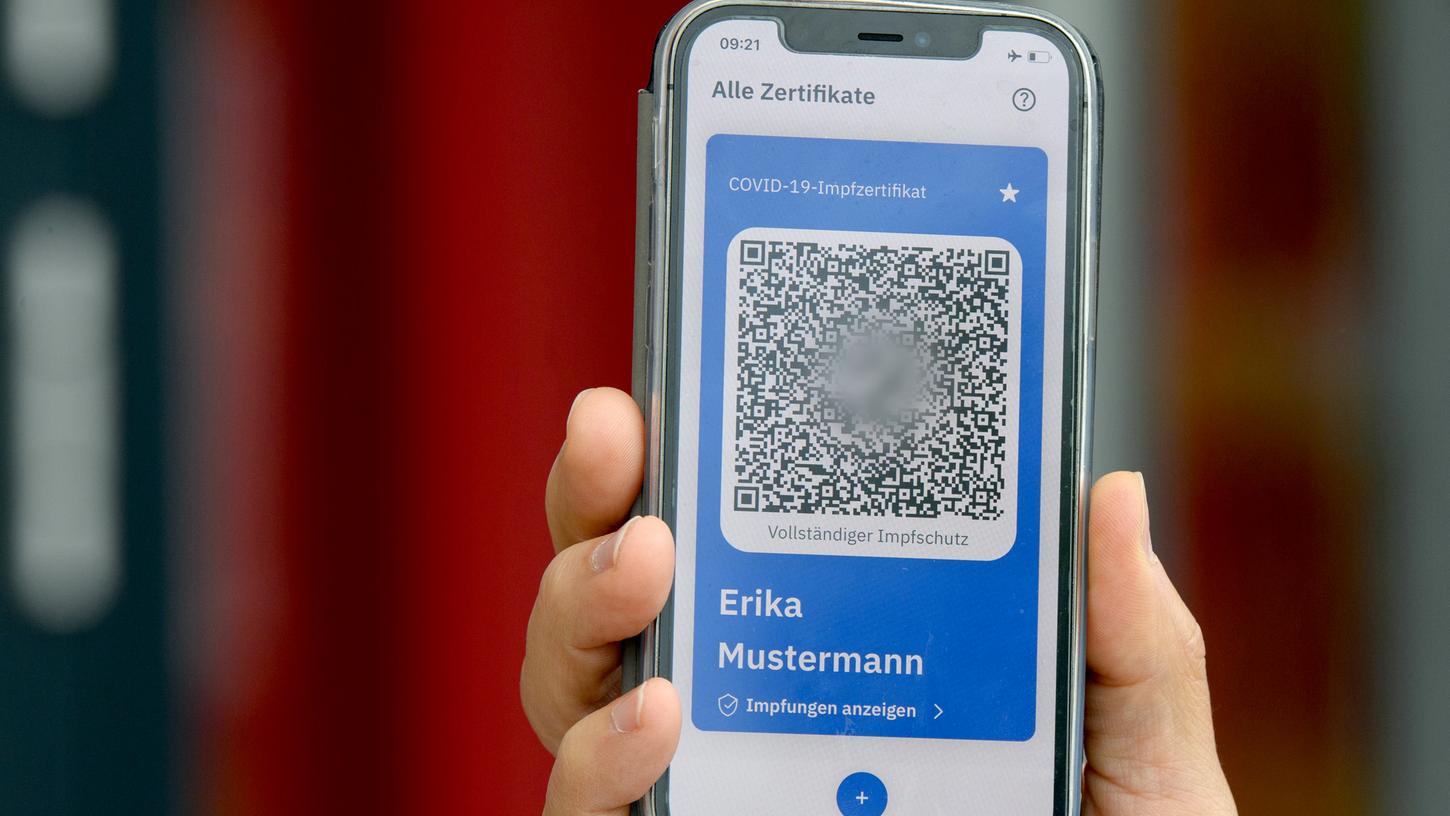 Start für freiwilligen Corona-Impfpass fürs Smartphone