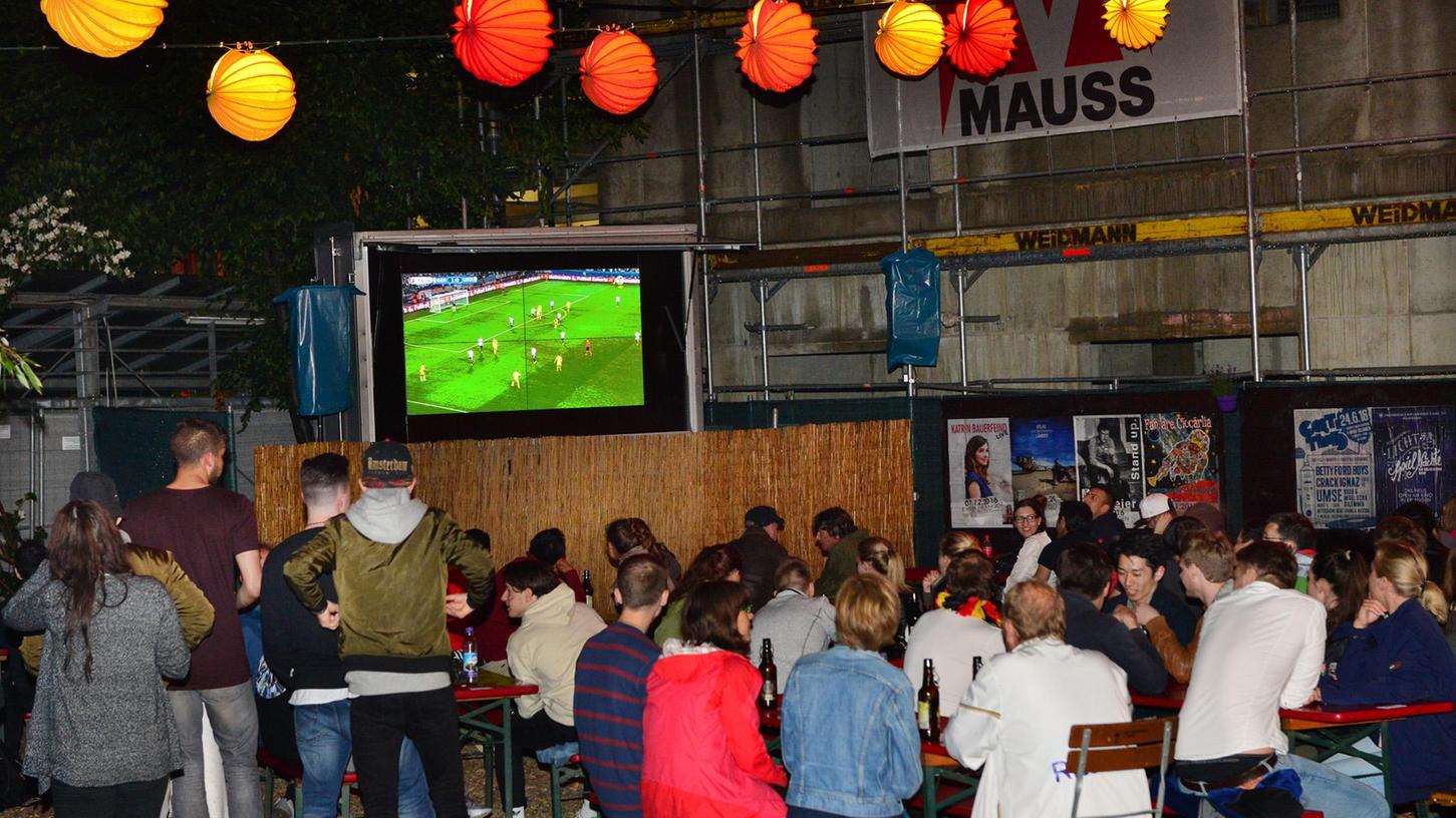 Das waren noch Zeiten: Public Viewing im E-Werk bei der vorangegangenen Fußball-Europameisterschaft.