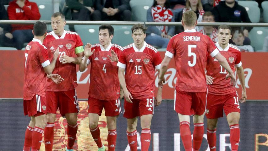 Die Russen werden seit der ersten EURO 1960, die sie gewonnen haben, Sbornaja genannt.