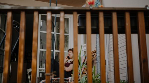 Jana Schuler bekam für ihre Foto-Recherchen zum Lockdown einen "Newcomer Award" beim "Pressefoto Bayern".