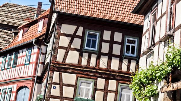 Fachwerk über Fachwerk - hier in Unterfinden, einem Ortsteil von Königsberg.