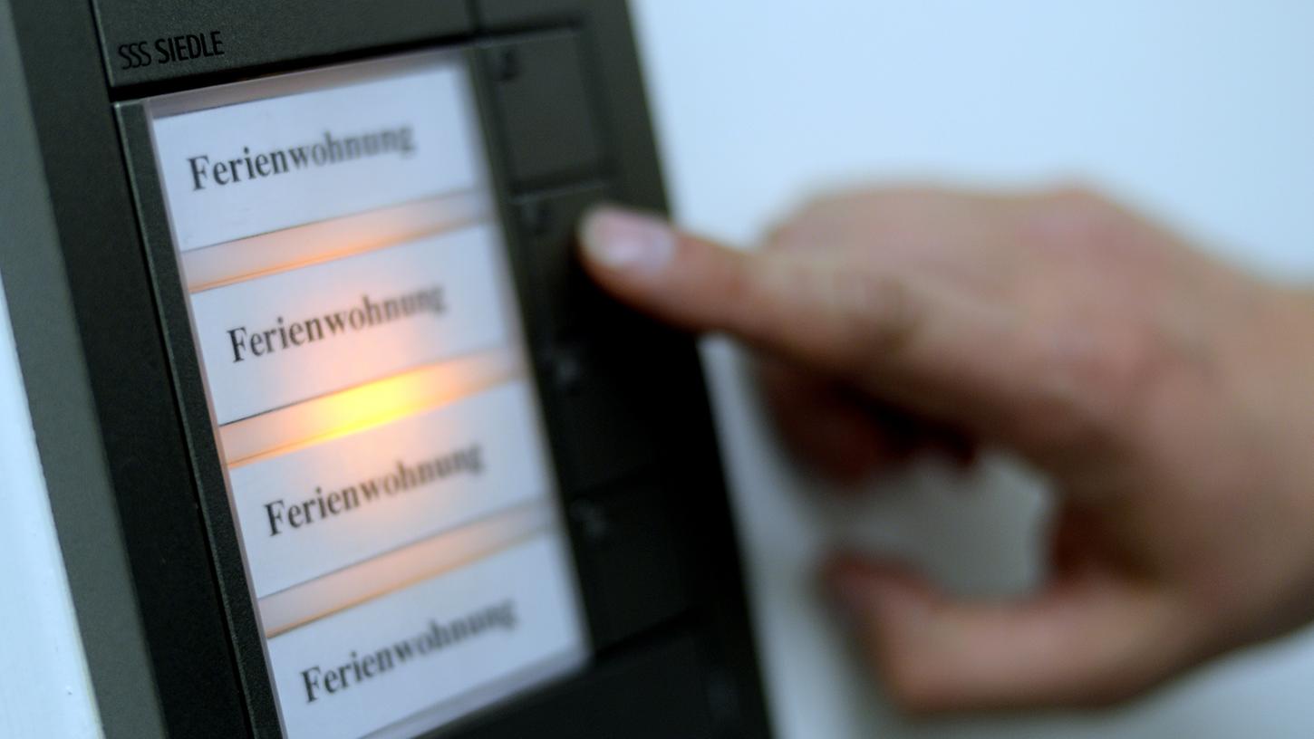 Nur noch Touristen willkommen, aber keine Mieter? Das soll das Nürnberger Verbot zur Zweckentfremdung verhindern.
Nur noch Touristen willkommen, aber keine Mieter? Das soll das Nürnberger Verbot zur Zweckentfremdung verhindern.