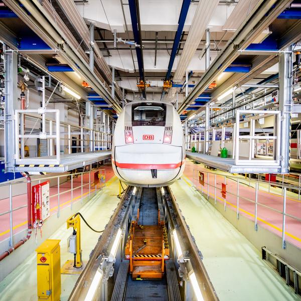 Boxenstopp für den ICE im Werk Rummelsburg