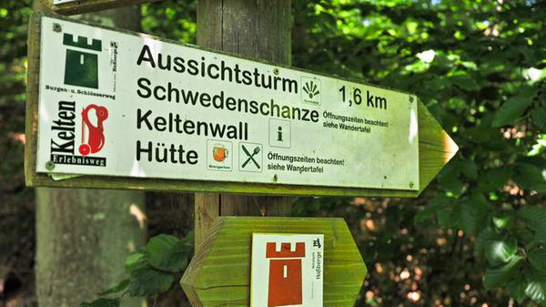 Prima Beschilderung: Hier geht´s zur Schwedenschanze.