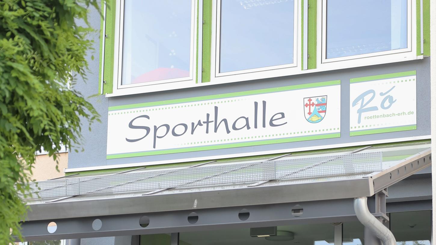 1,1 Millionen Euro teurer als veranschlagt ist die Sanierung der Schulturnhalle in Röttenbach unter dem Strich geworden.