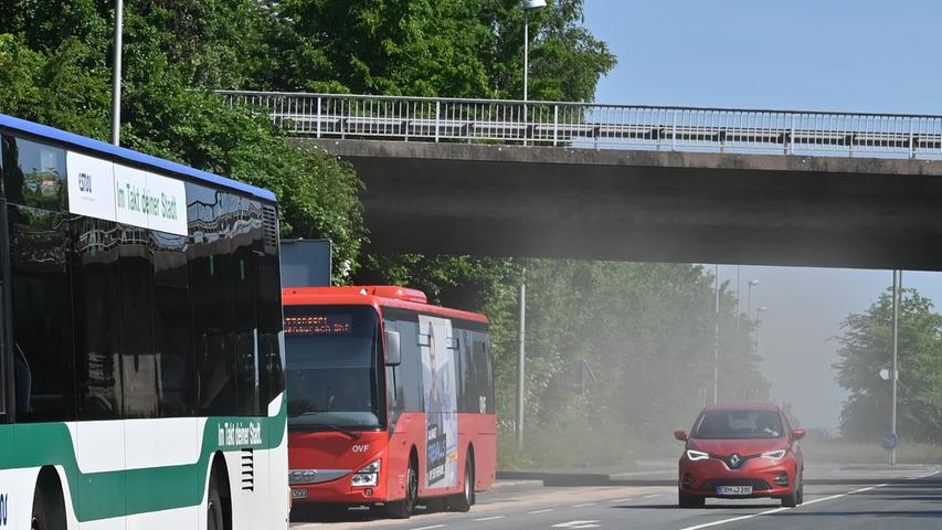 Kilometerlange Ölspur in Erlangen und genervte Autofahrer
