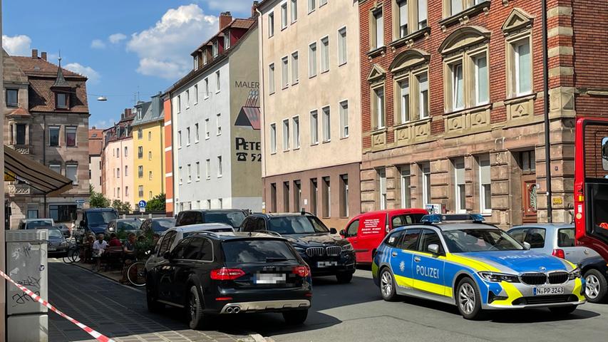 Mann verschanzt sich in Wohnung - Großer Polizeieinsatz in Nürnberg