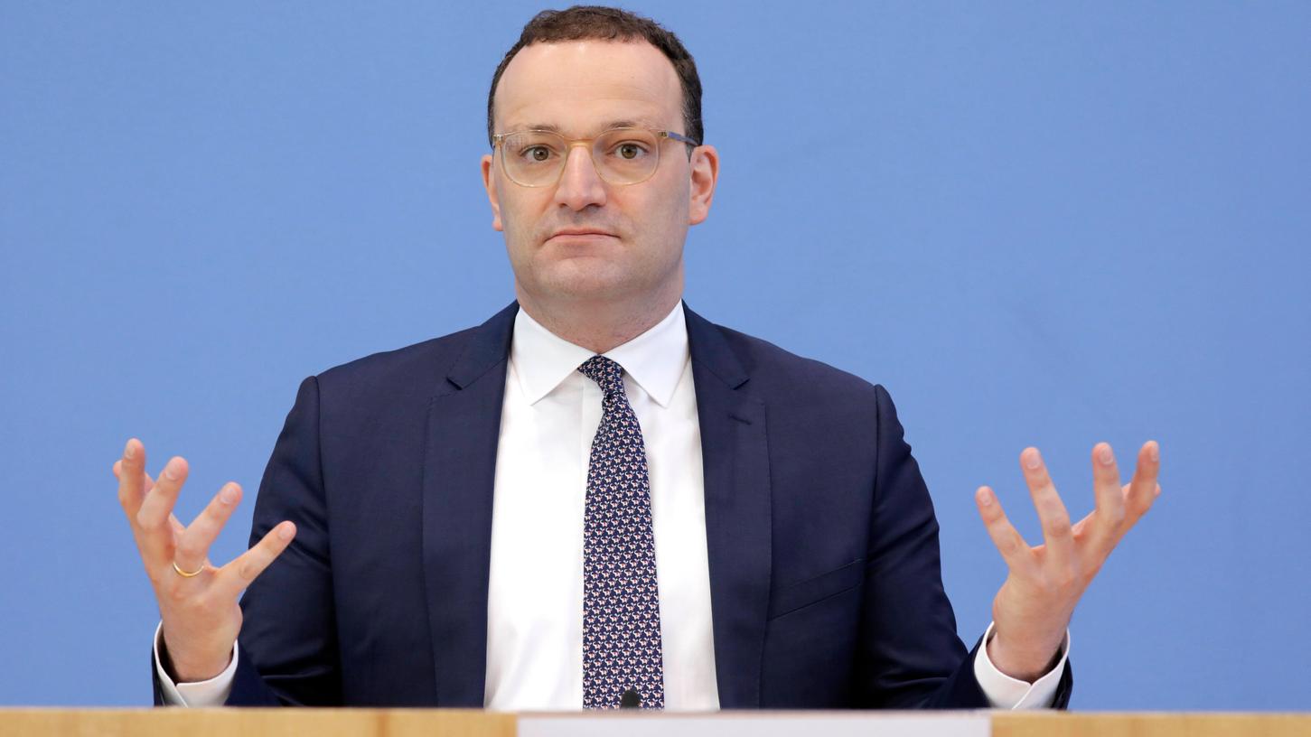 Jens Spahn, Bundesminister für Gesundheit, rechtfertigt das Vorgehen bei der Masken-Beschaffung.