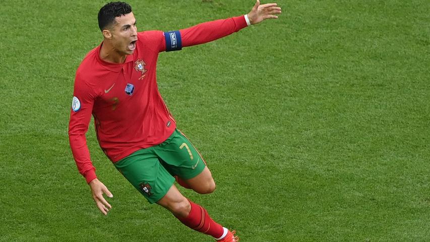 Trotz der Tor-Premiere von Cristiano Ronaldo (15.) gegen Deutschland und dem Treffer von Diogo Jota (67.) kann die DFB-Elf im letzten Gruppenspiel am Mittwoch mit einem Sieg gegen Ungarn sogar den ersten Platz in der Hammergruppe F noch schaffen.   