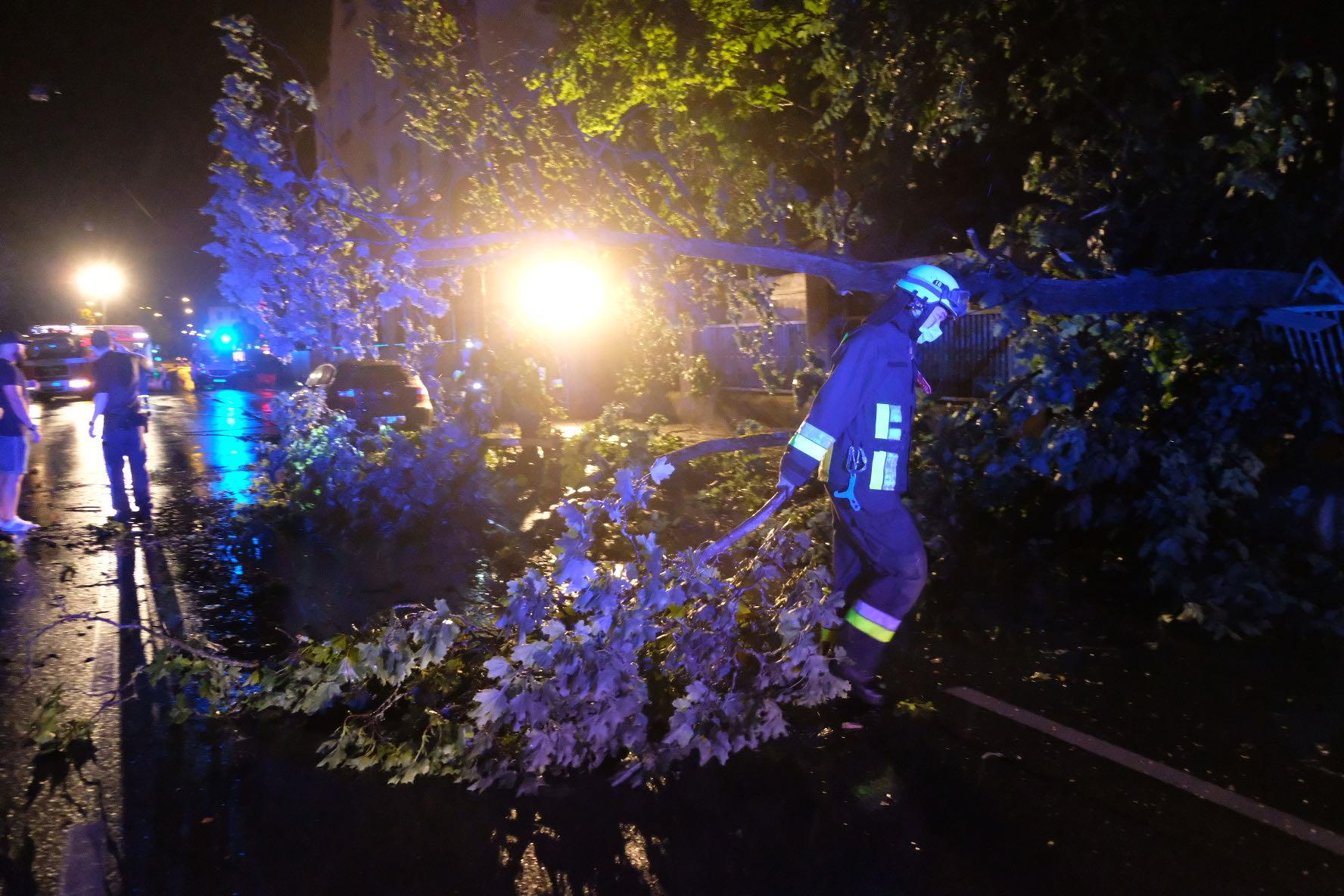 Unwetter in Nürnberg: 280 Notrufe innerhalb kürzester Zeit ...