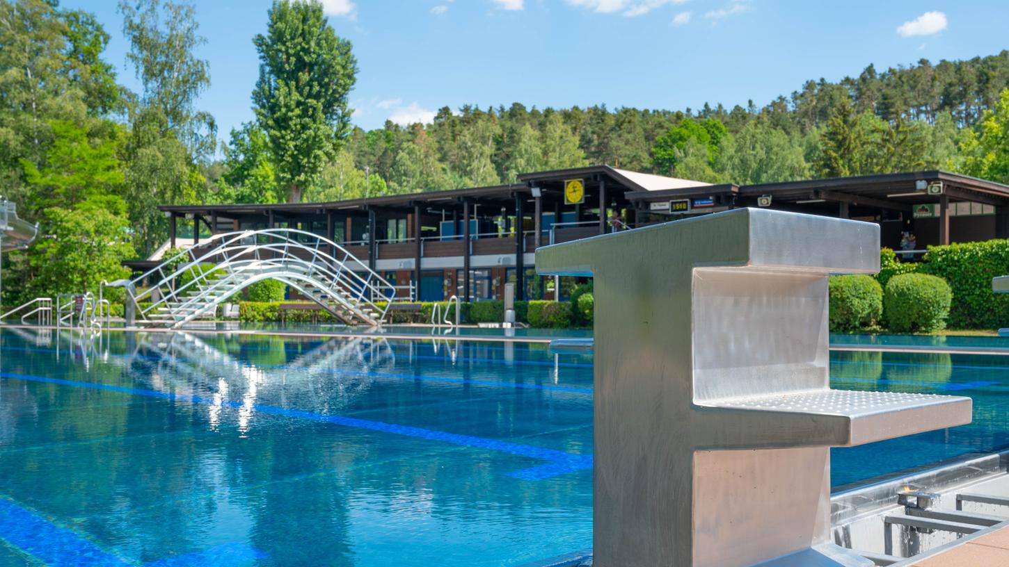 Freibad Hilpoltstein: Sanierung des Hauptgebäudes muss warten Freibad Hilpoltstein: Sanierung des Hauptgebäudes muss warten