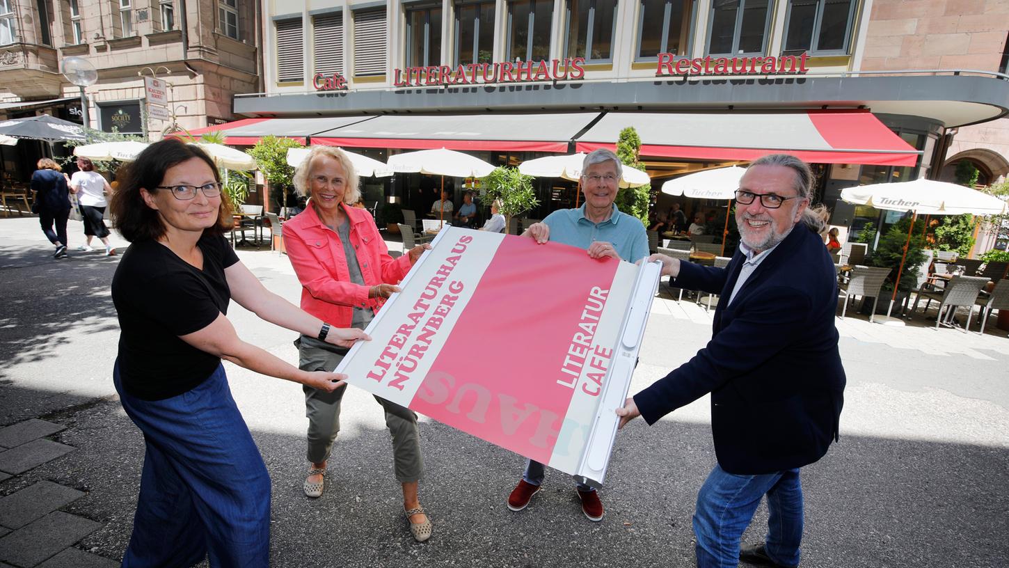 10 000 Euro: Nürnberg bekommt einen Autorenpreis 10 000 Euro: Nürnberg bekommt einen Autorenpreis