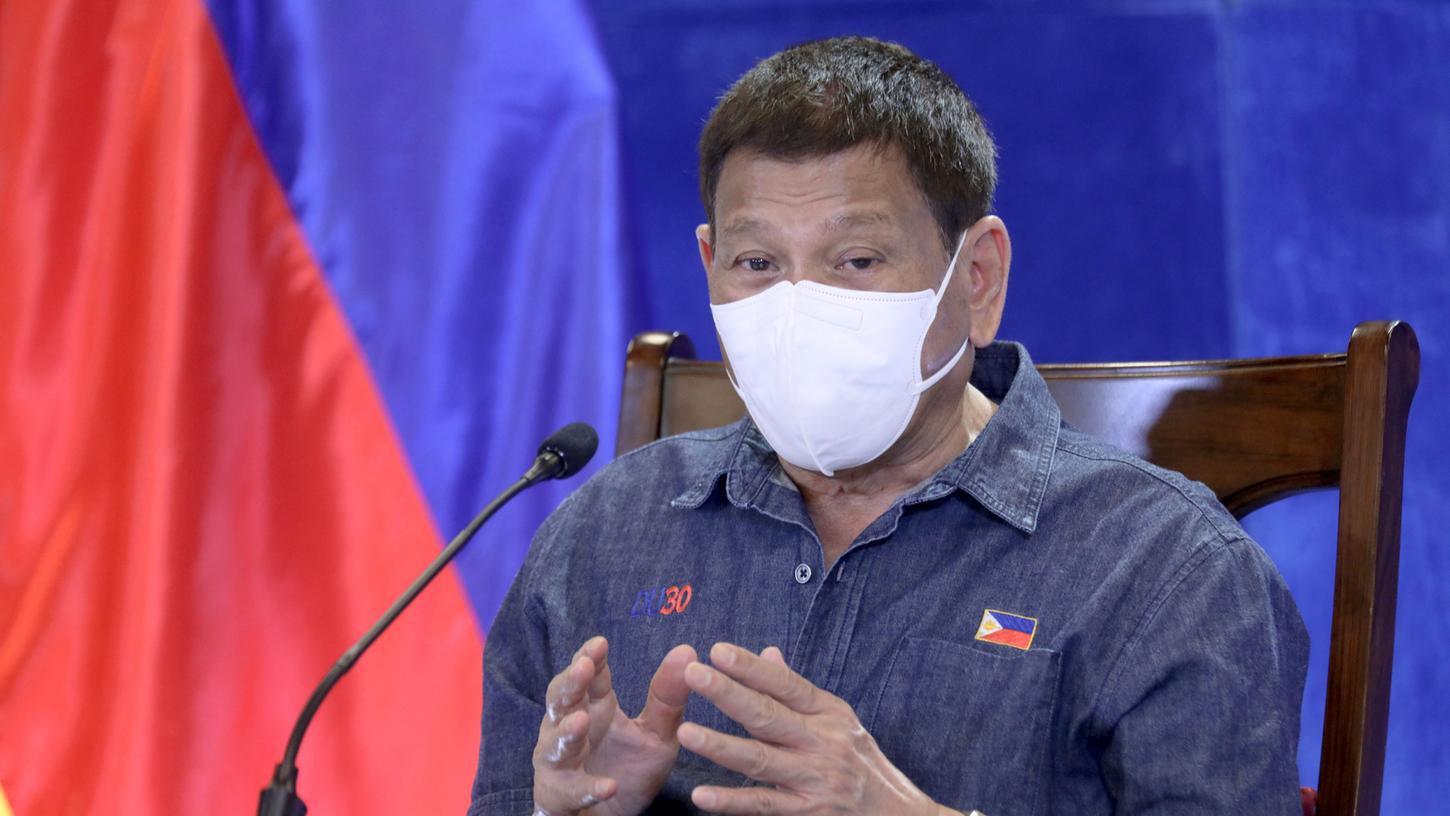 Rodrigo Duterte, Präsident der Philippinen, möchte Menschen, die sich nicht gegen Corona impfen lassen wollen, ins Gefängnis stecken. 
