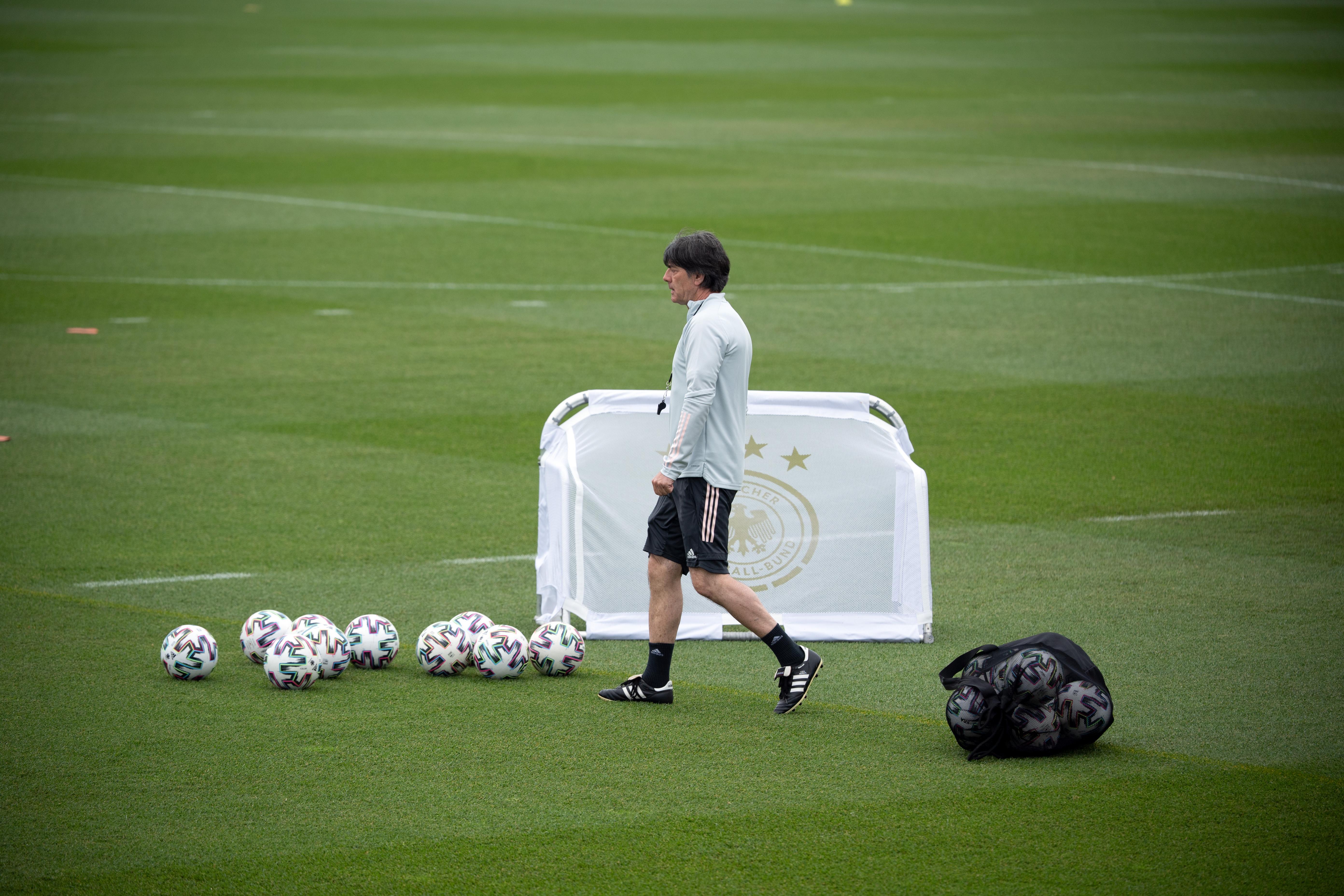 DFB-Team: Endspurt zur EM-Vorrunde in Herzogenaurach ...