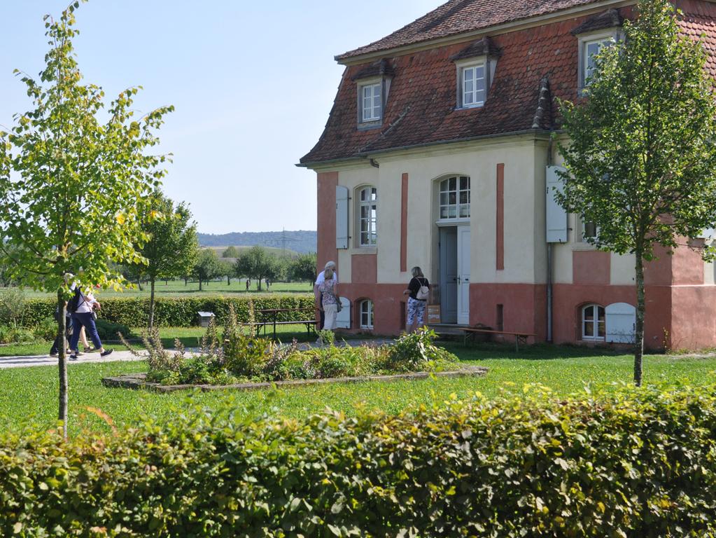 Das Jagdschlösschen ist einer der Orte, an denen im Fränkischen Freilandmuseum geheiratet werden kann. 