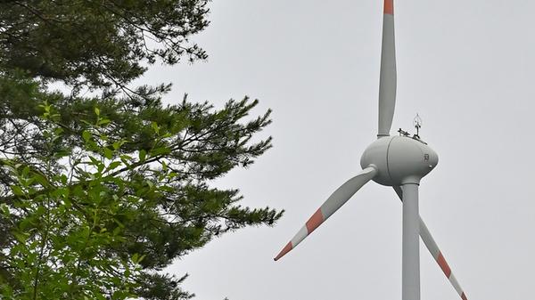 Windkraftanlage bei Göggelsbuch