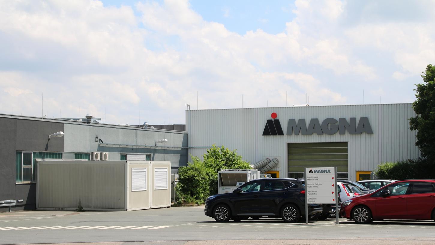 Eine Schließung des Magna-Werks mit aktuell 354 Mitarbeitern ist nicht ausgeschlossen.
Eine Schließung des Magna-Werks mit aktuell 354 Mitarbeitern ist nicht ausgeschlossen.