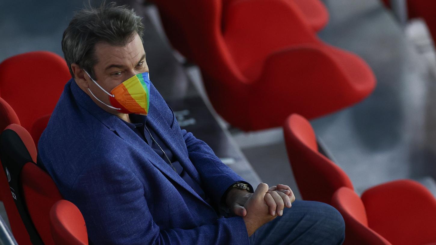 Markus Söder setzt beim DFB-Spiel ein Zeichen.
Markus Söder setzt beim DFB-Spiel ein Zeichen.