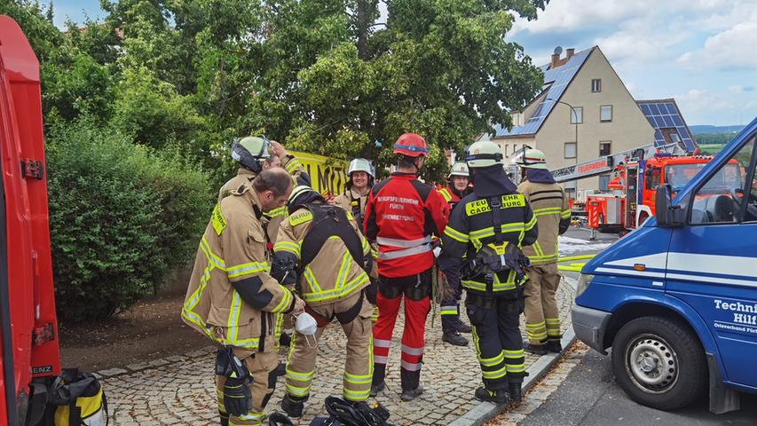 Feuer in Dönerladen: Einsatzkräfte rückten nach Cadolzburg aus