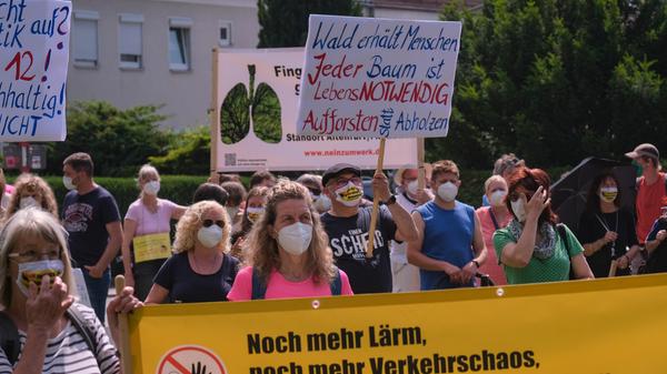 Demo in Altenfurt gegen das gepalnte ICE-Ausbesserungswerk